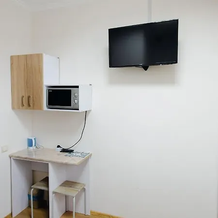 Zhanna Guest house 3*