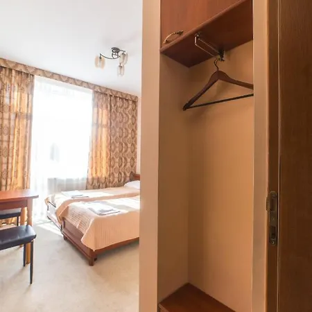 בית הארחה Zhanna 3*